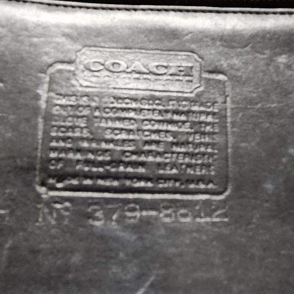 Vintage Coach NYC Envelope Clutch  "9810" - Picture 12 of 15